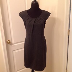 Spense Cap Sleeve Gray Dress - Size 4